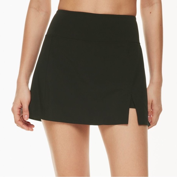 Aritzia Skirts Nwt Aritzia Serve Mini Skirt Poshmark